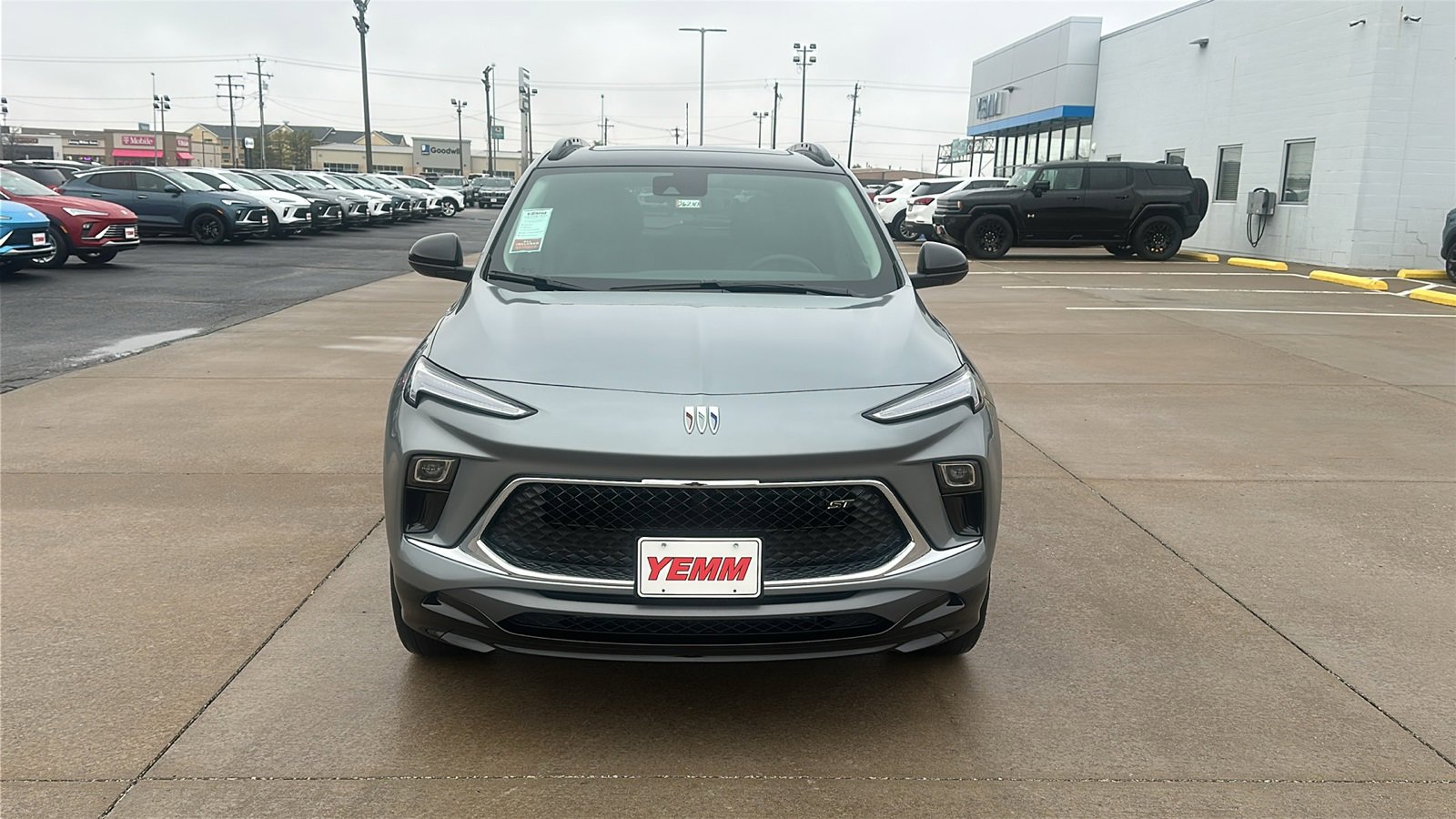 2026 Buick Encore GX Sport Touring photo 2