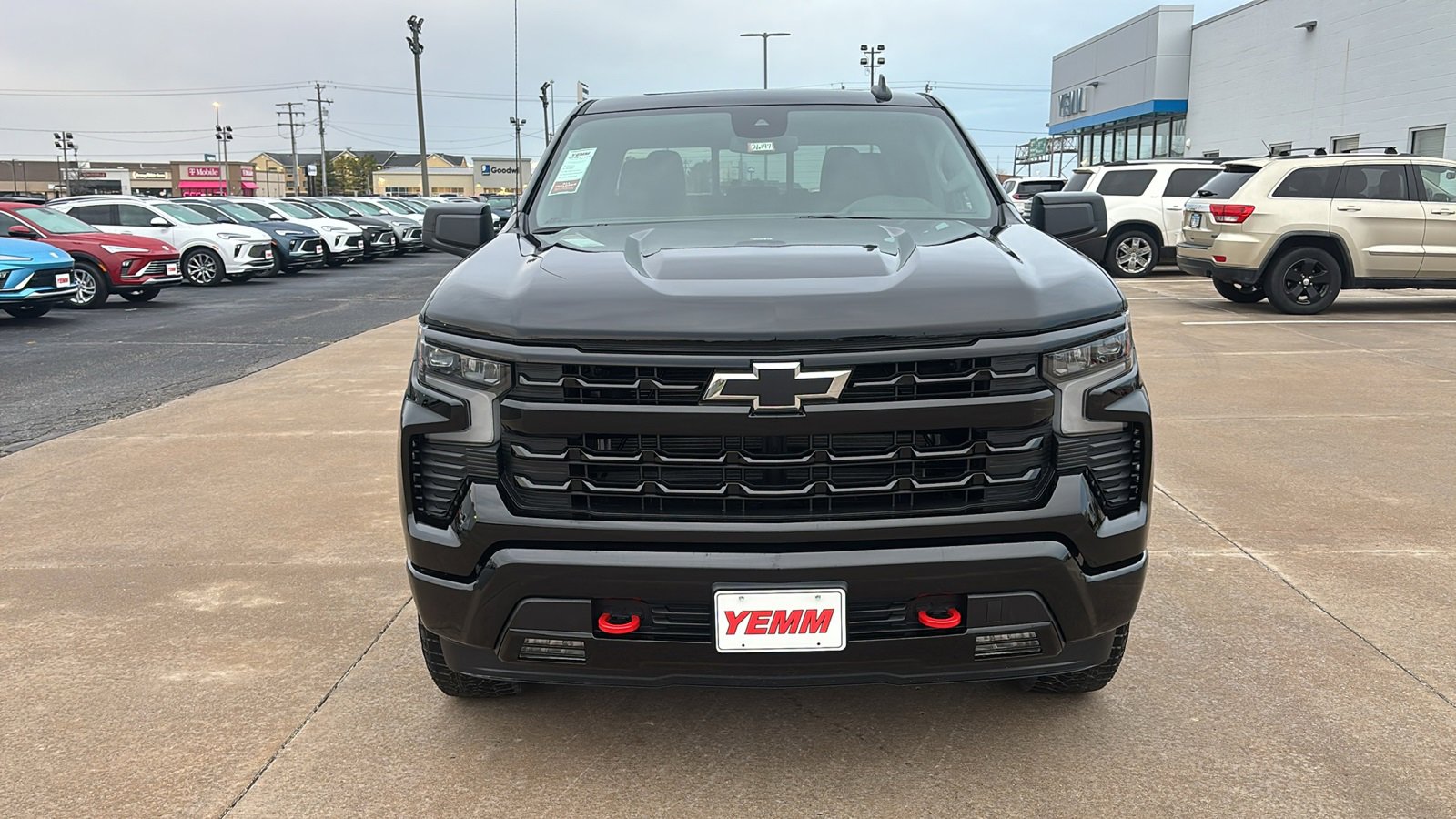 2026 Chevrolet Silverado 1500 RST photo 3