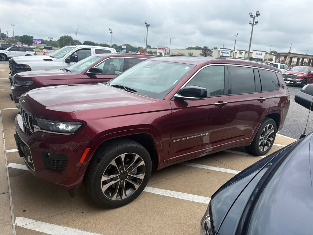 Used 2021 Jeep Grand Cherokee L Overland SUV