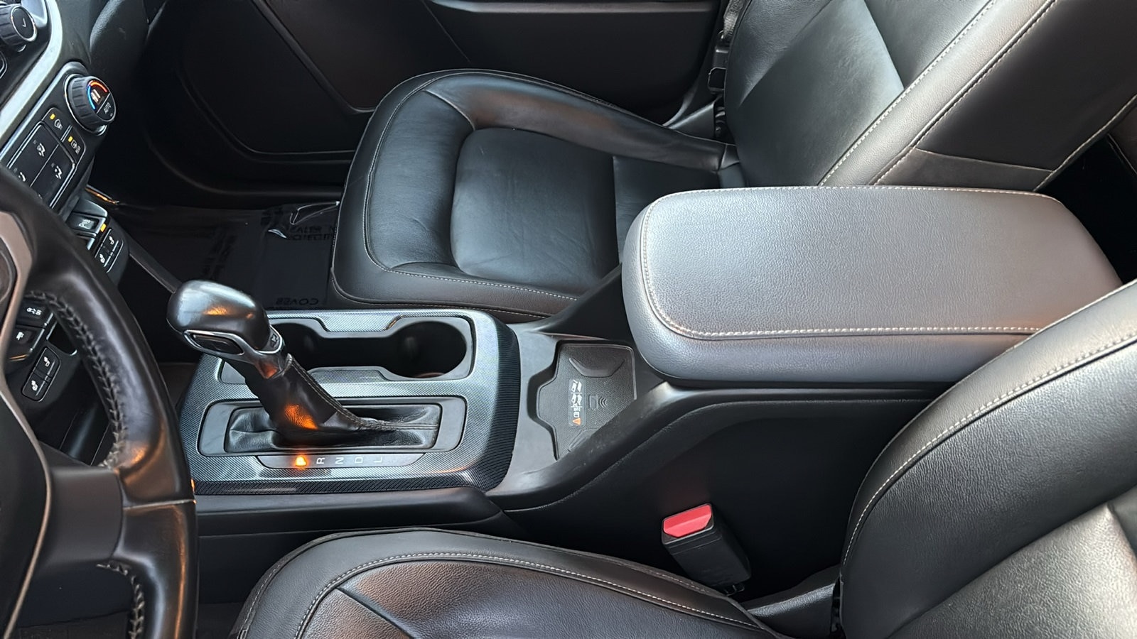 2022 Chevrolet Colorado Z71 - Photo 20