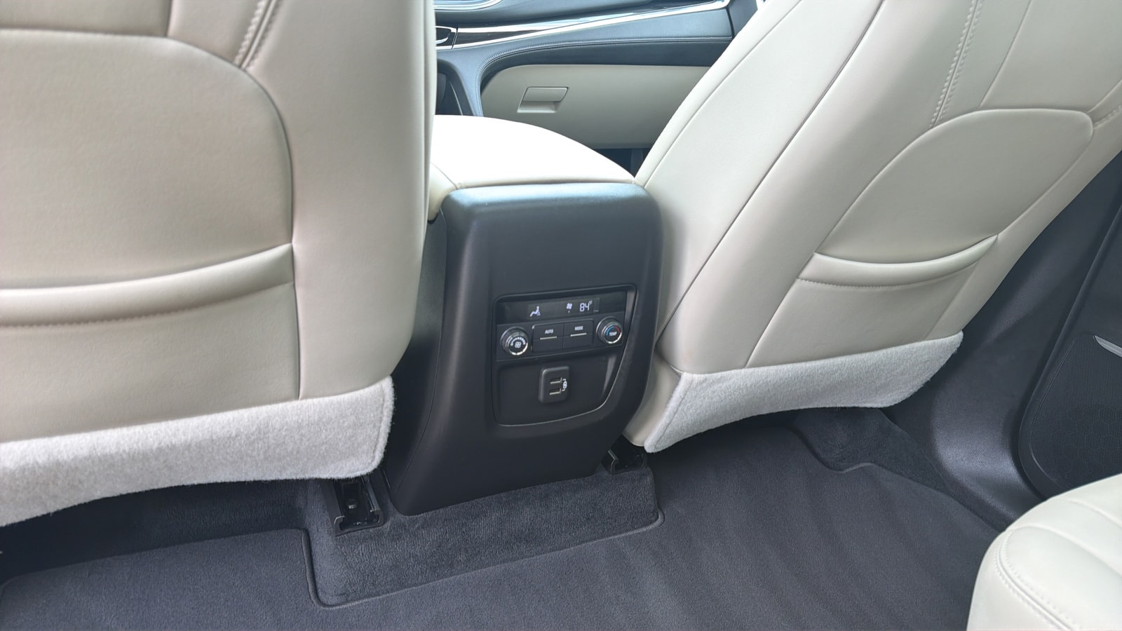 2023 Buick Enclave Essence - Photo 27