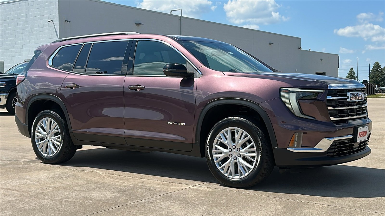 2025 GMC Acadia Elevation's photo