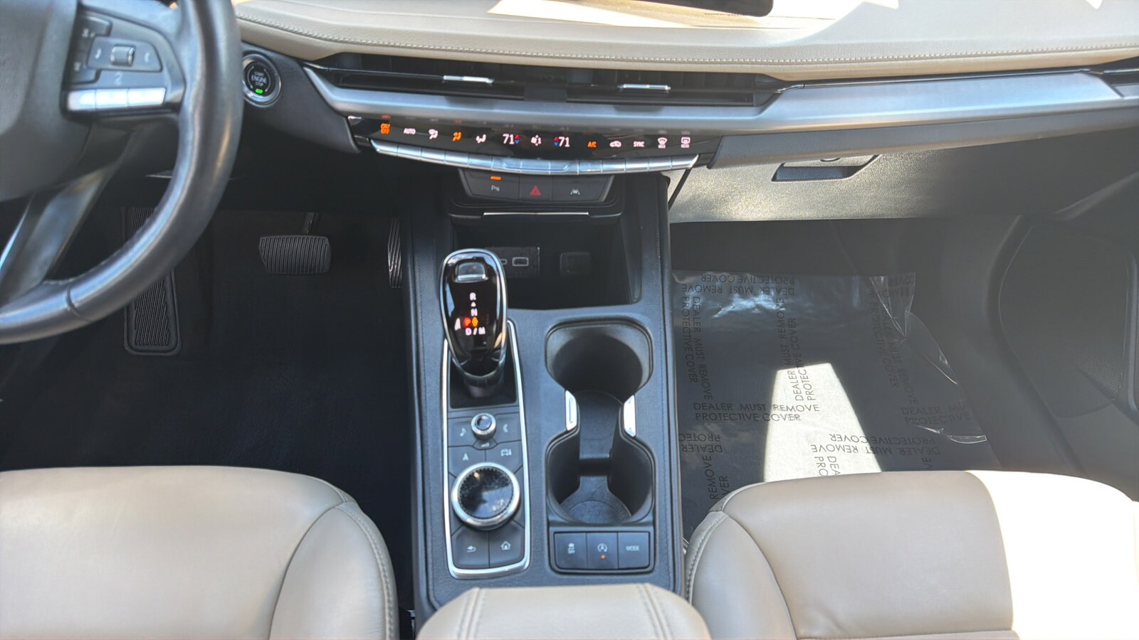 2024 Cadillac XT4 Premium Luxury - Photo 14