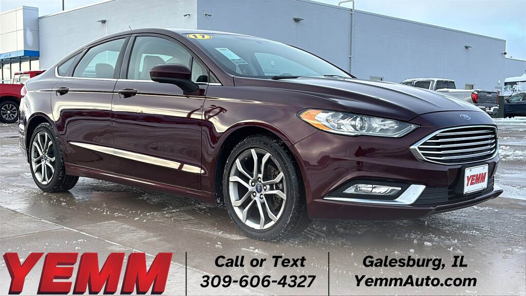 Used 2017 Ford Fusion SE Sedan