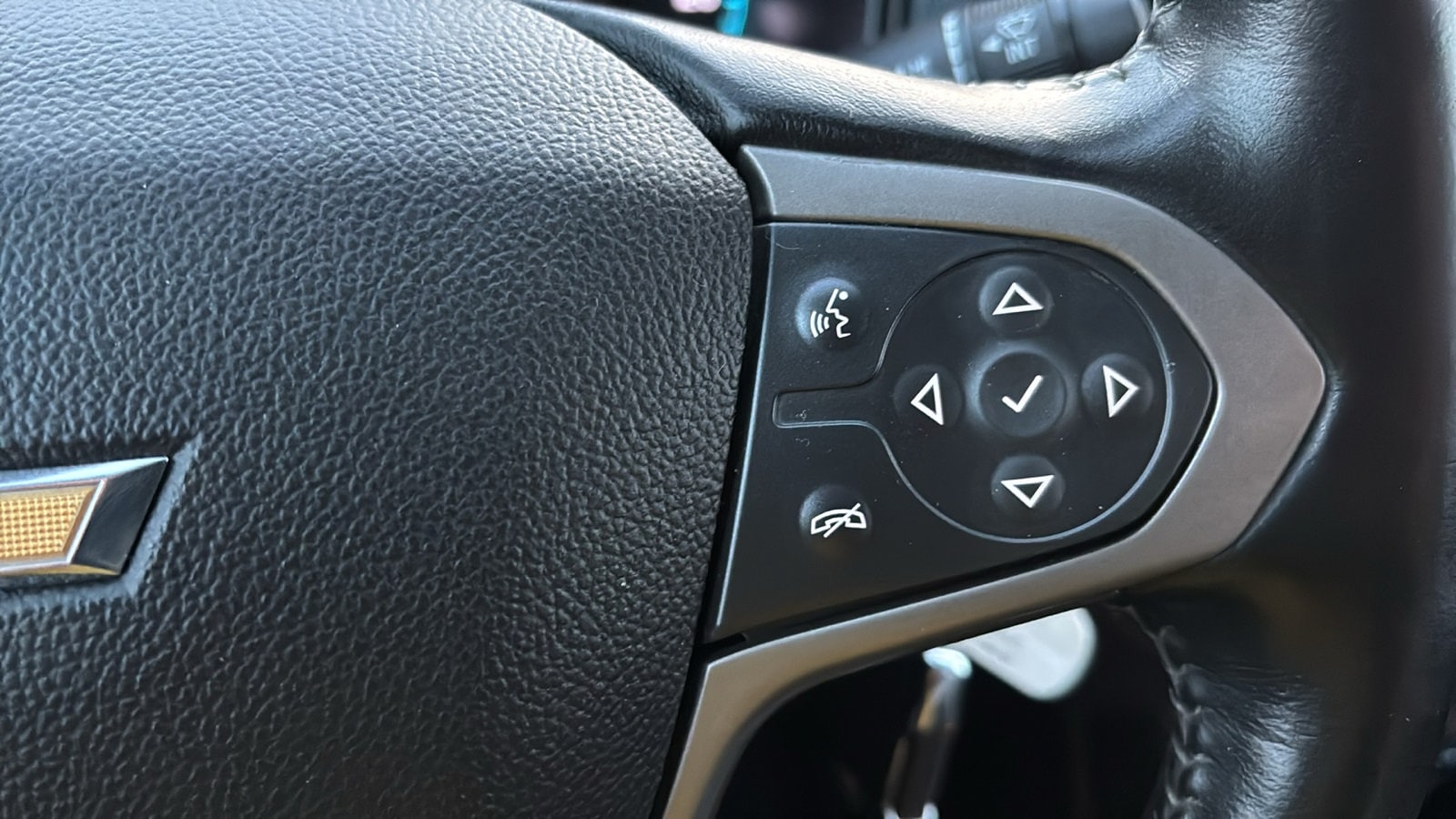 2022 Chevrolet Colorado Z71 - Photo 18