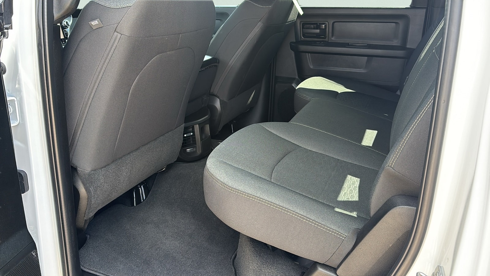 2025 RAM Ram 2500 Pickup Tradesman - Photo 24