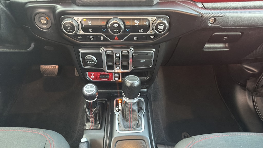 Used 2020 Jeep Gladiator Rubicon Truck Crew Cab