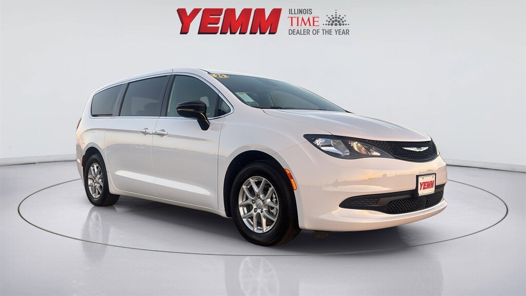 Used 2025 Chrysler Voyager LX Van Passenger Van