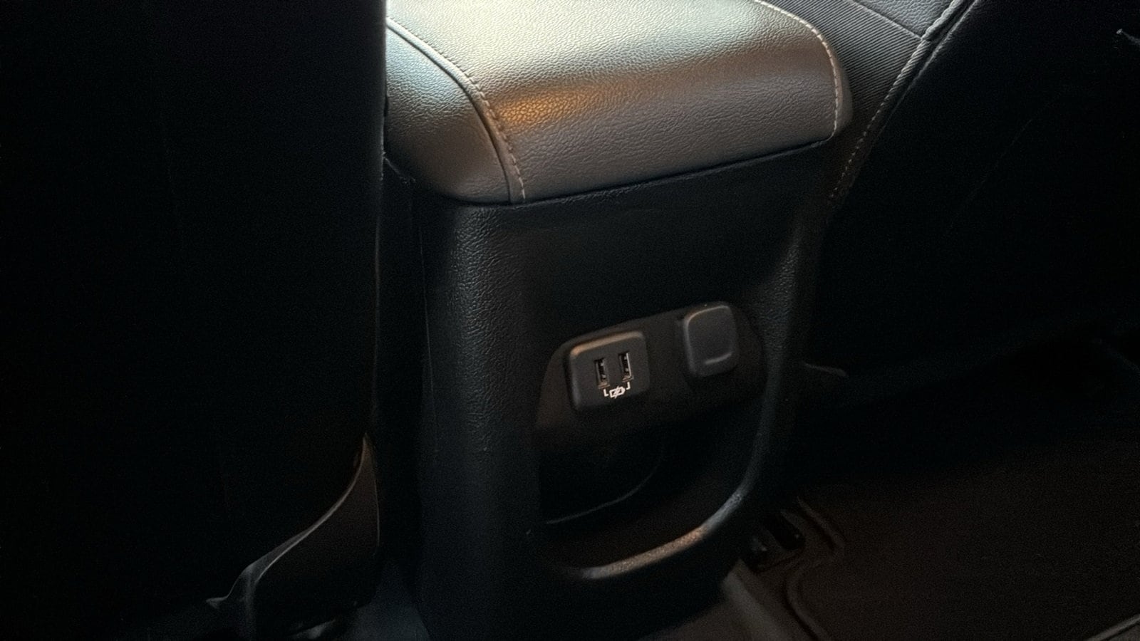 2022 Chevrolet Colorado Z71 - Photo 26