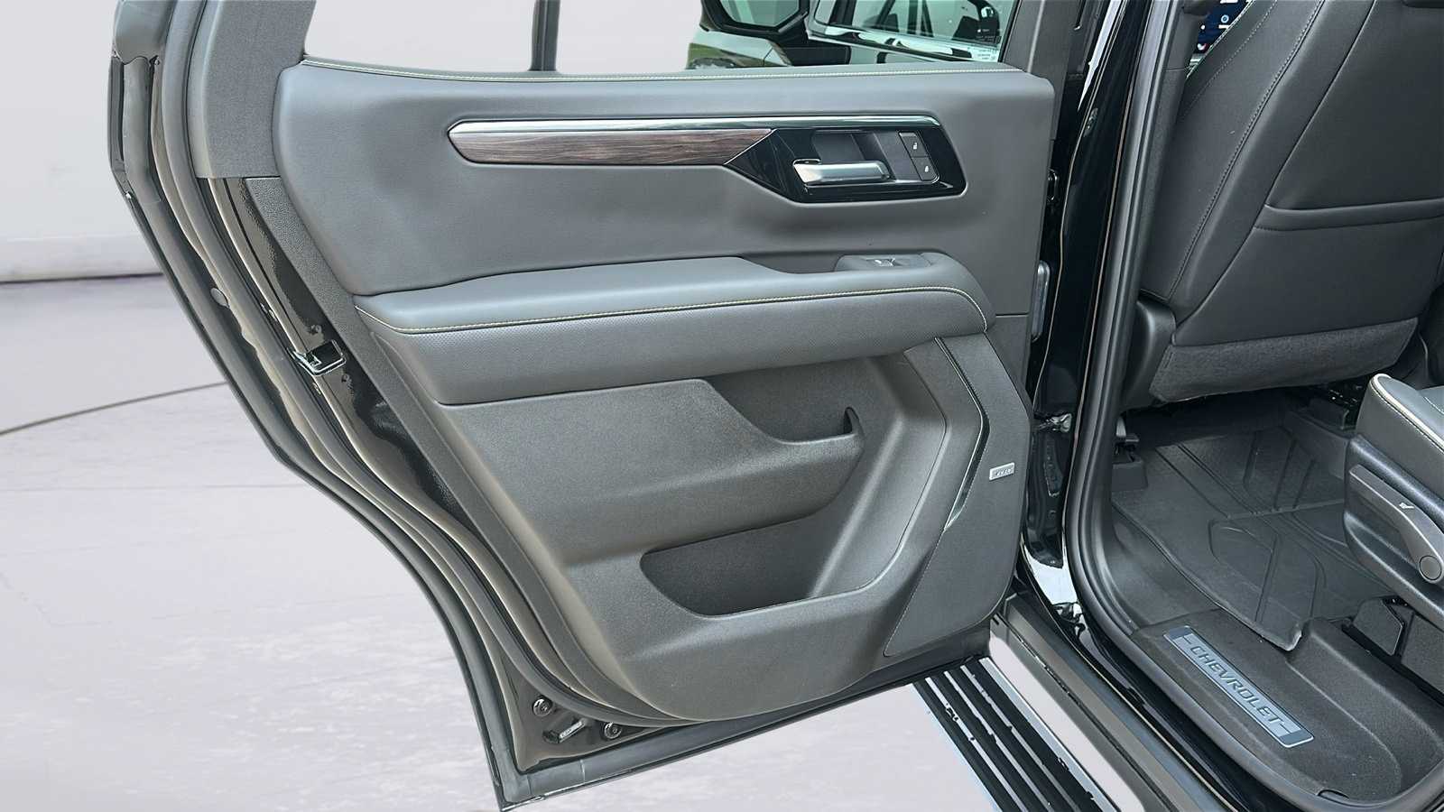 2026 Chevrolet Tahoe Premier - Photo 22