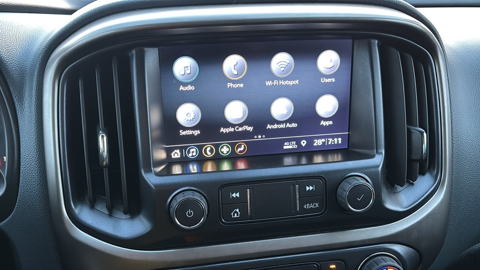 2022 Chevrolet Colorado Z71 - Photo 15
