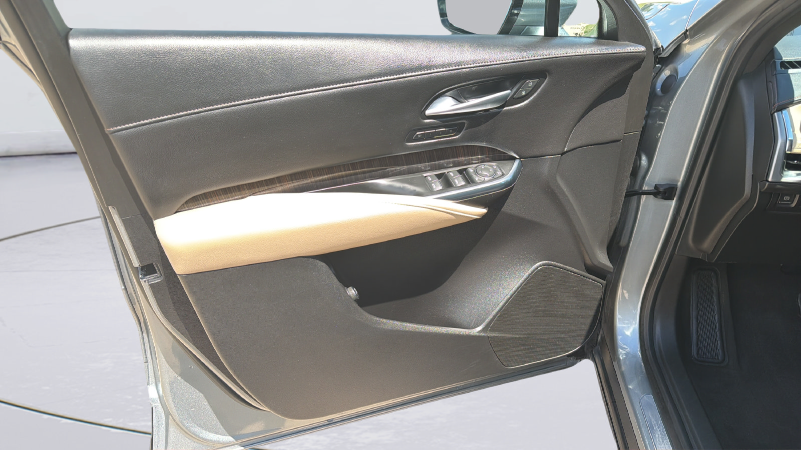 2024 Cadillac XT4 Premium Luxury - Photo 21