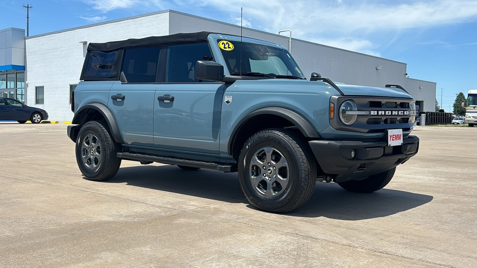 Used 2022 Ford Bronco 4-Door Big Bend with VIN 1FMDE5BH8NLB00691 for sale in Galesburg, IL