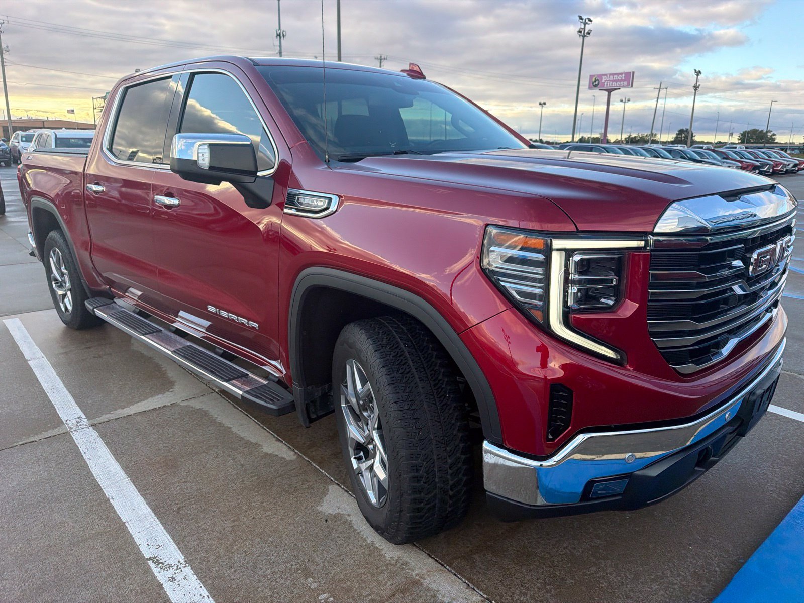 Used 2022 GMC Sierra 1500 SLT Truck Crew Cab