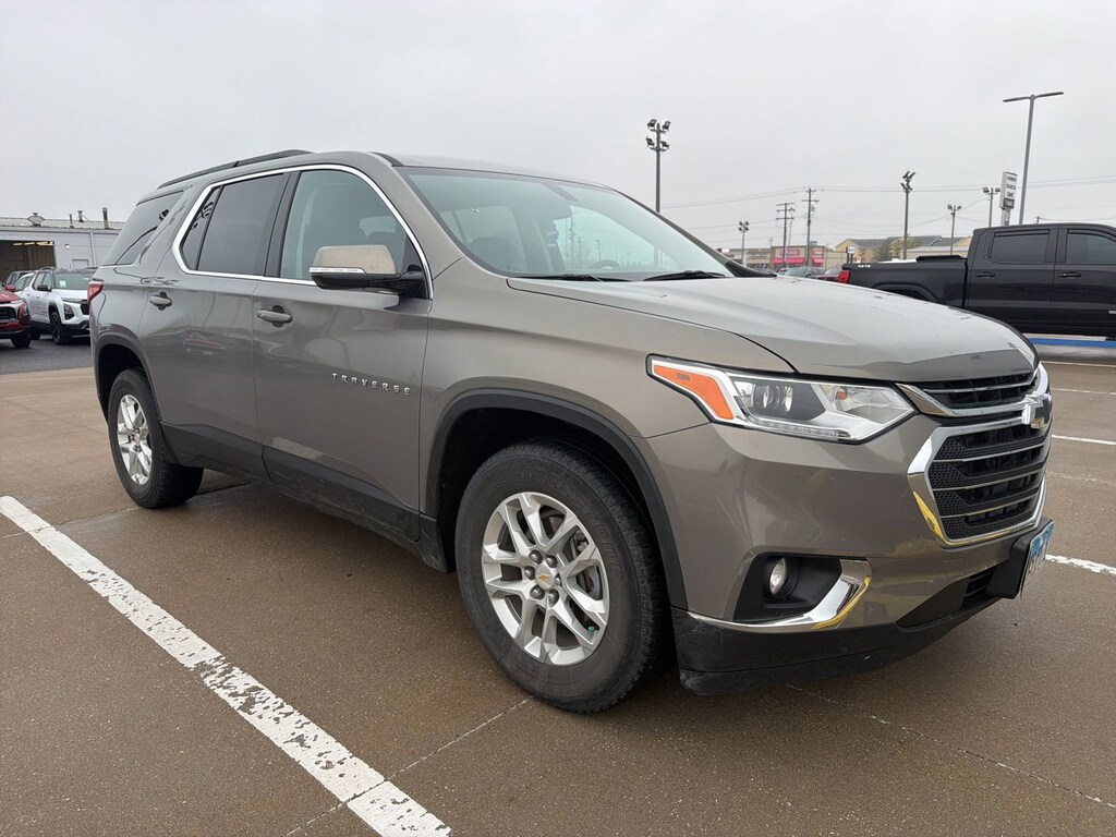Used 2019 Chevrolet Traverse LT Cloth SUV