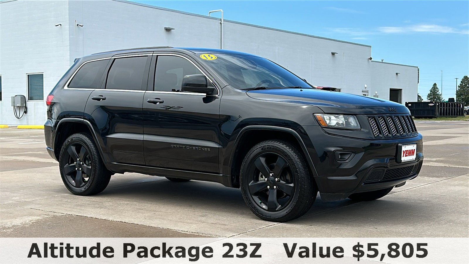 Used 2015 Jeep Grand Cherokee Altitude with VIN 1C4RJFAG3FC742502 for sale in Galesburg, IL