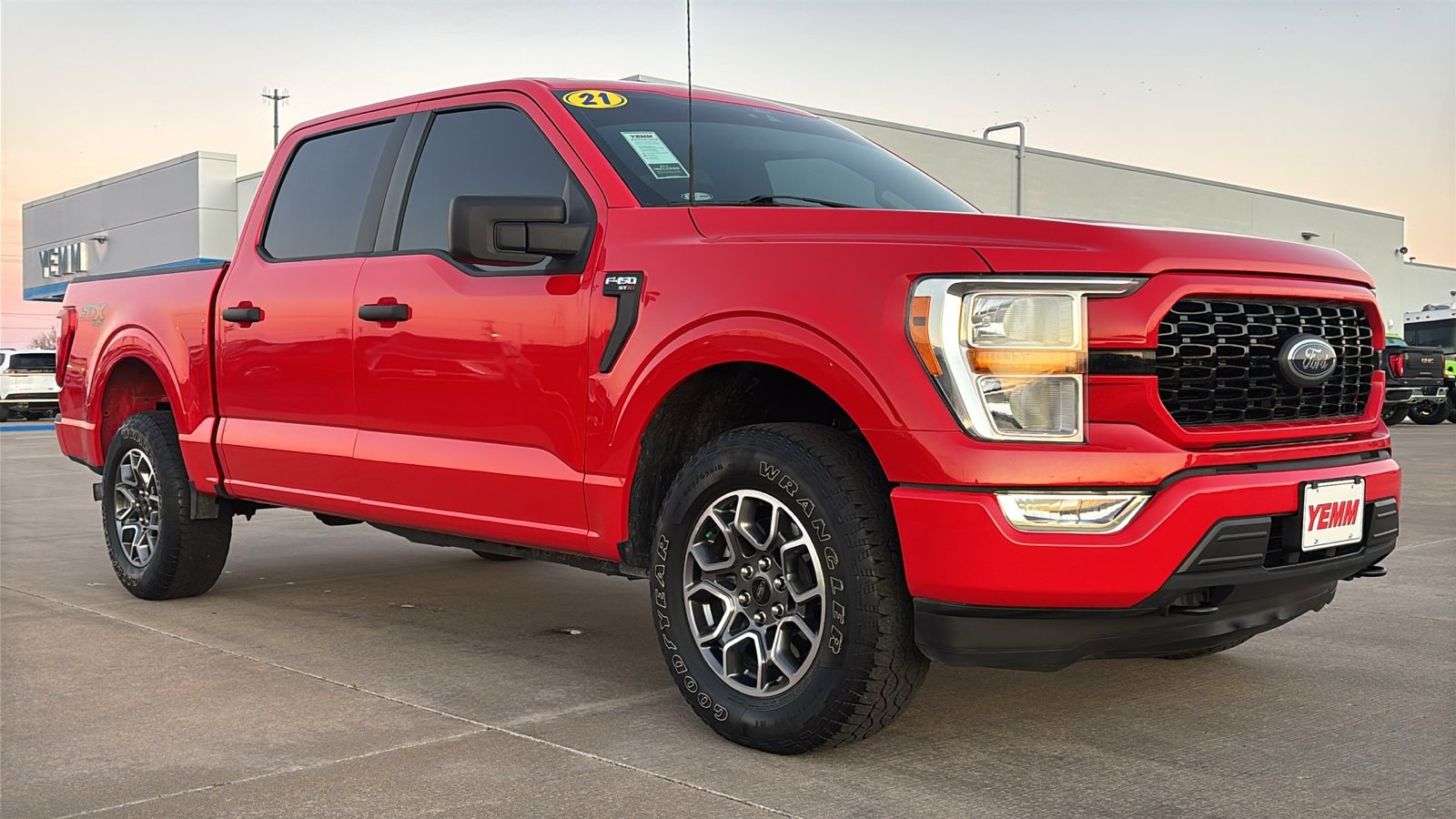 2021 Ford F-150 XL's photo
