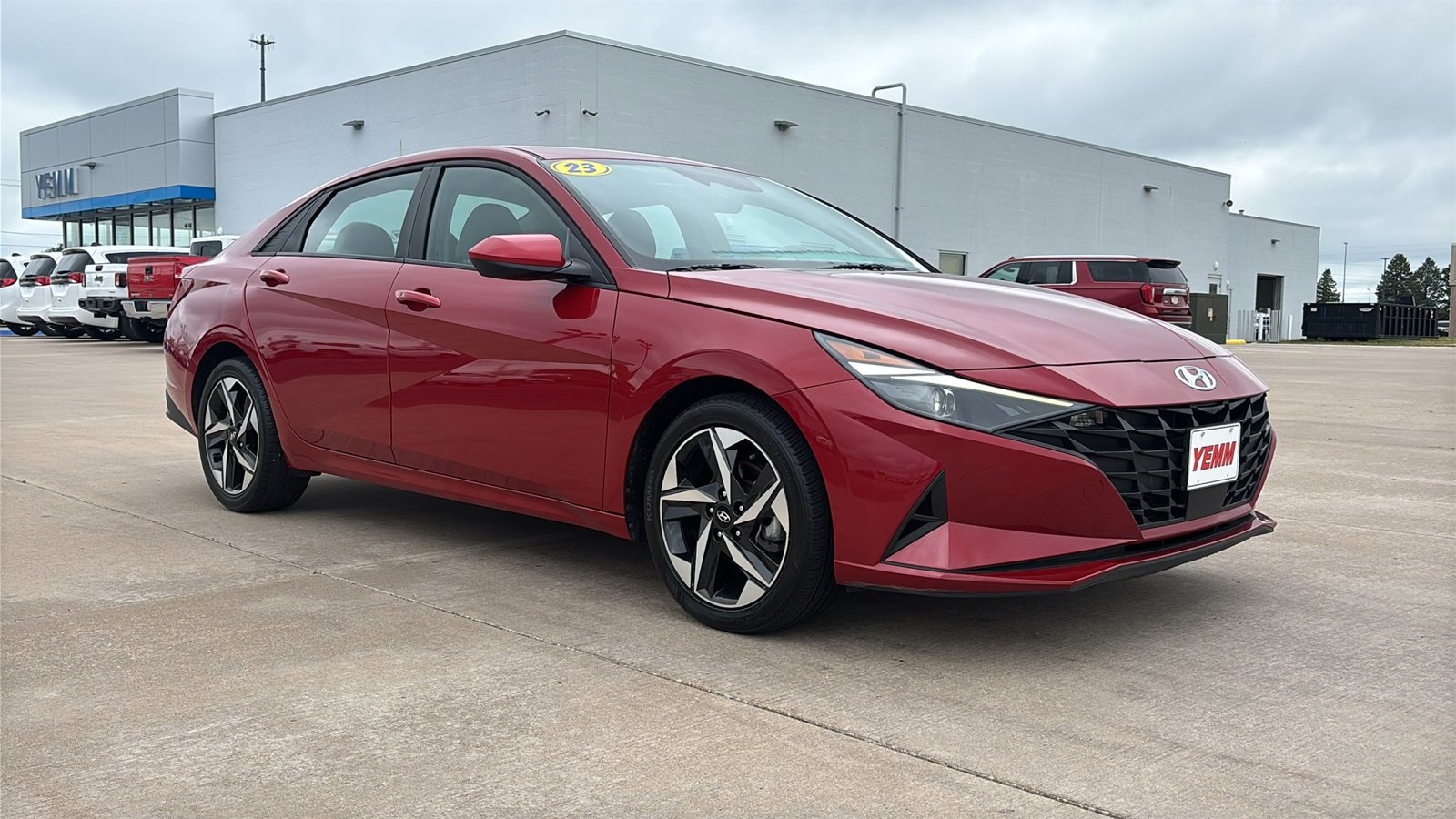 Used 2023 Hyundai Elantra SEL with VIN KMHLS4AG1PU409701 for sale in Galesburg, IL