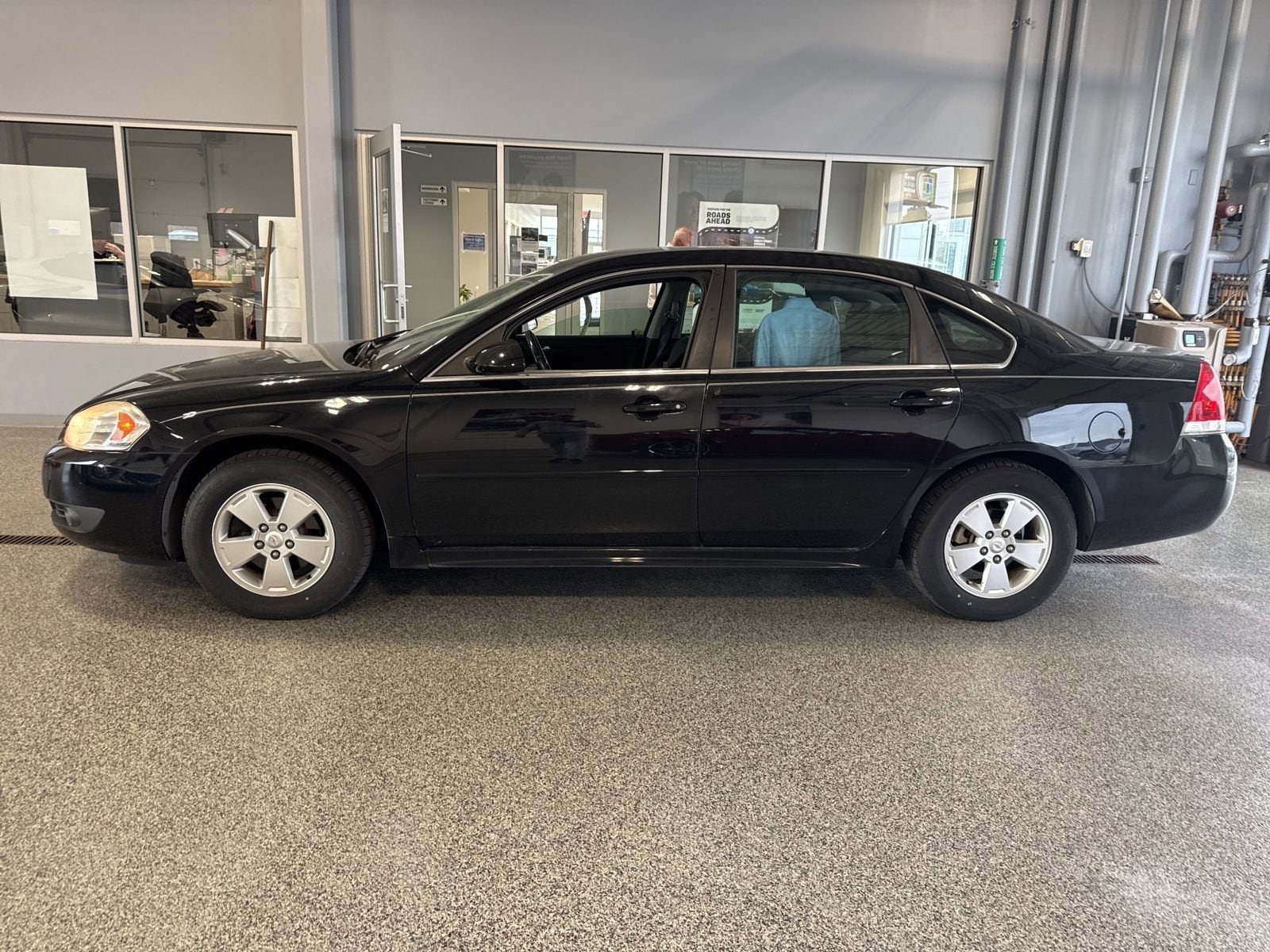 2011 Chevrolet Impala 2FL (Fleet)'s photo