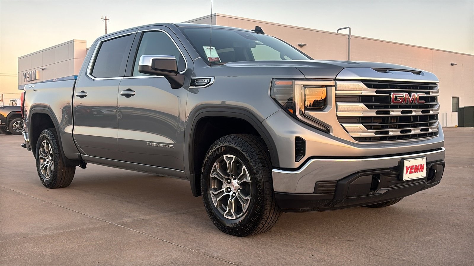 2026 GMC Sierra 1500 SLE's photo