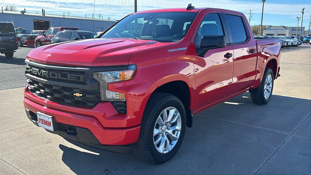 New 2026 Chevrolet Silverado 1500 Custom Truck