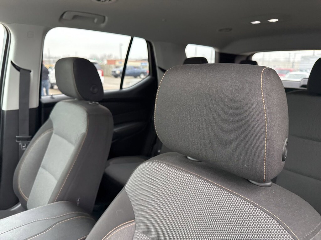 Used 2019 Chevrolet Traverse LT Cloth SUV