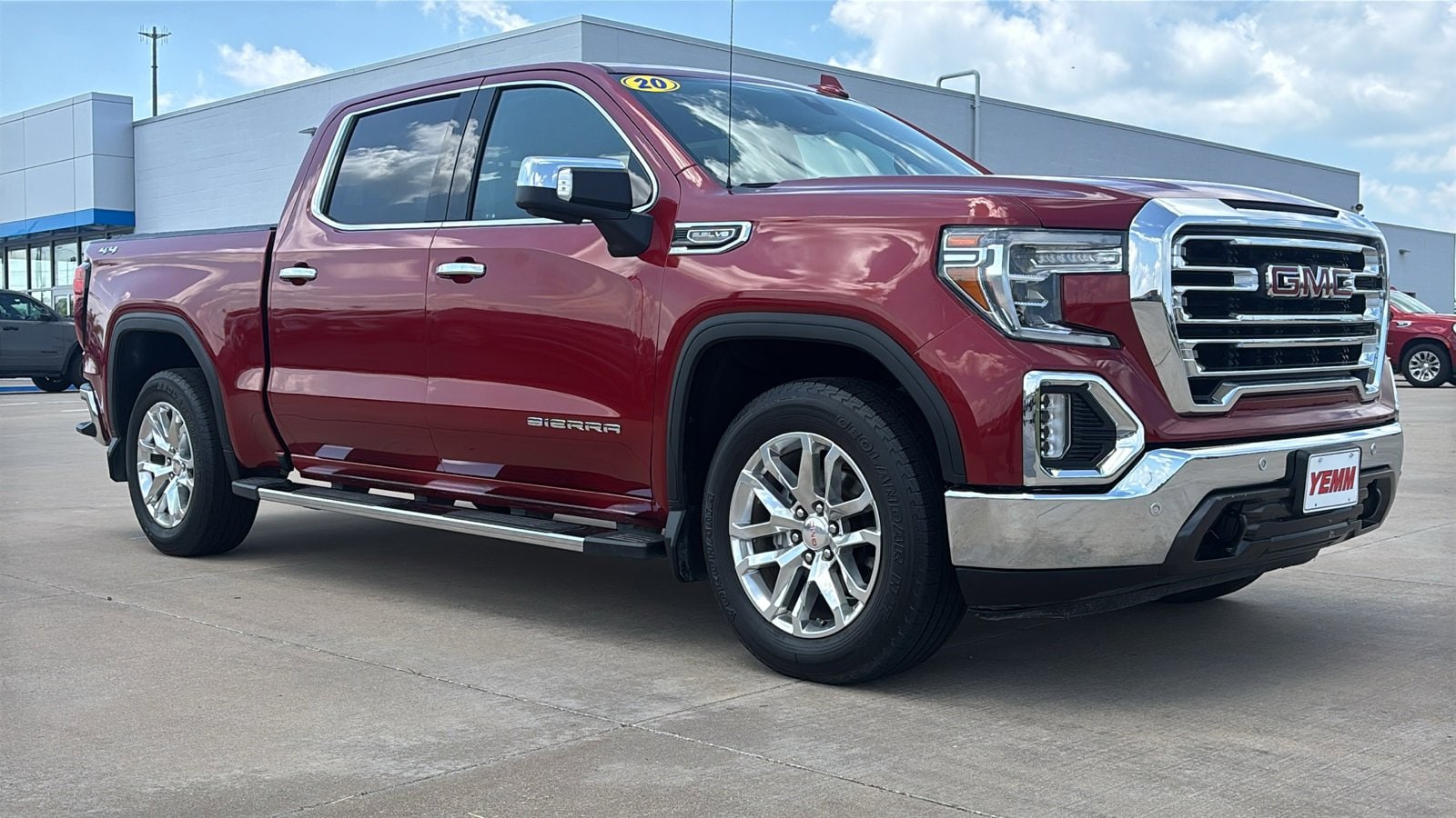 2020 GMC Sierra SLT's photo
