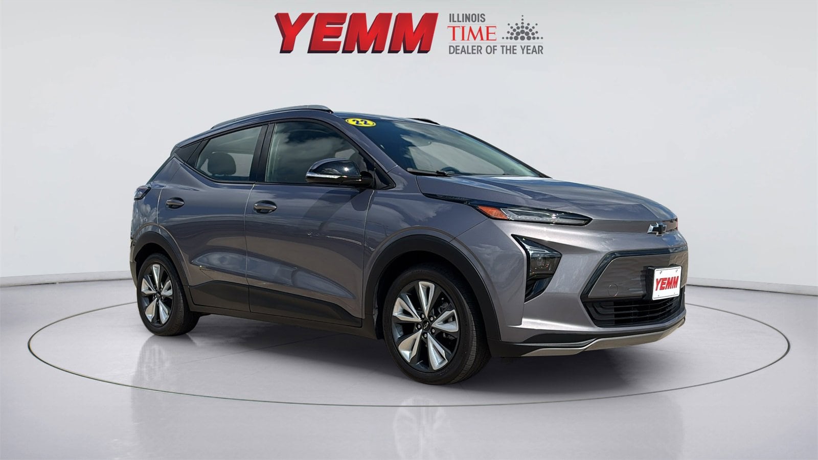 Used 2022 Chevrolet Bolt EUV LT with VIN 1G1FY6S02N4120393 for sale in Galesburg, IL