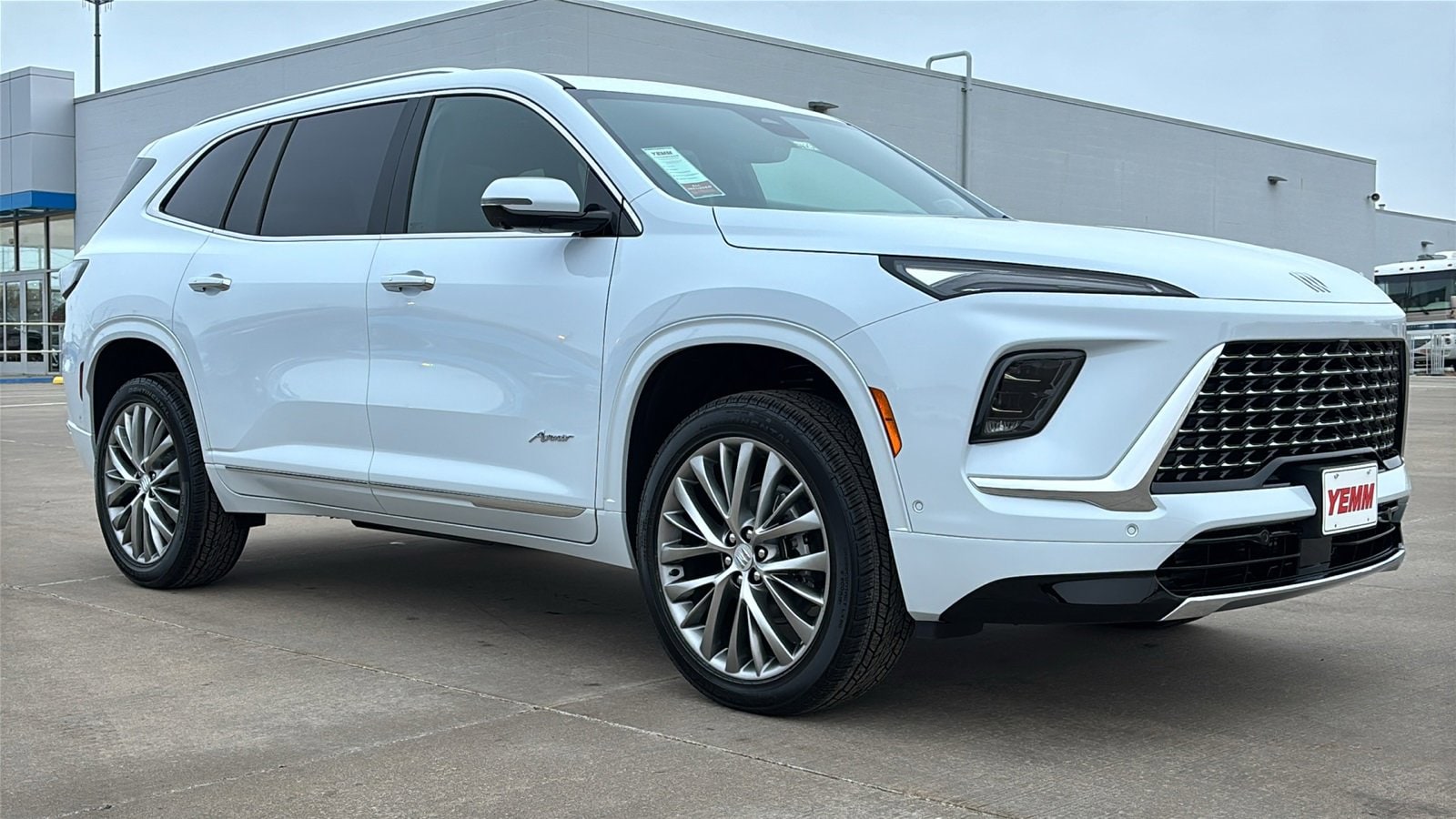 2026 Buick Enclave Avenir's photo