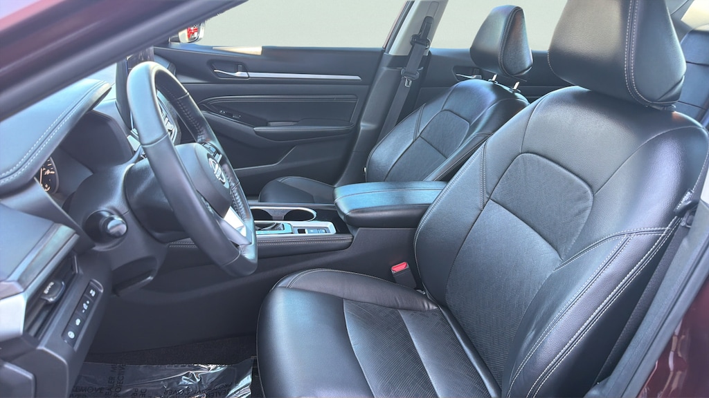 Used 2023 Nissan Altima 2.5 SL Sedan