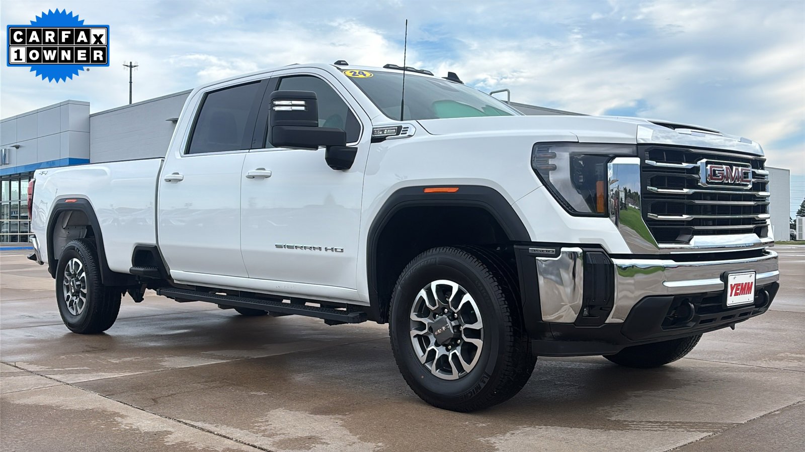 2024 GMC Sierra 3500HD SLE's photo