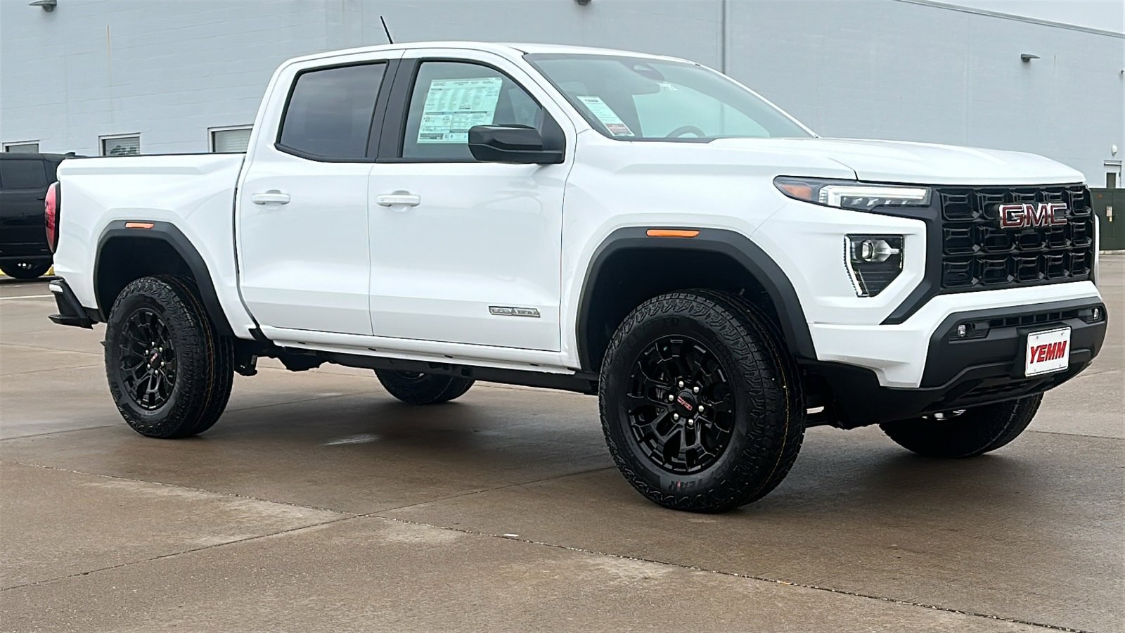 2026 GMC Canyon Elevation's photo