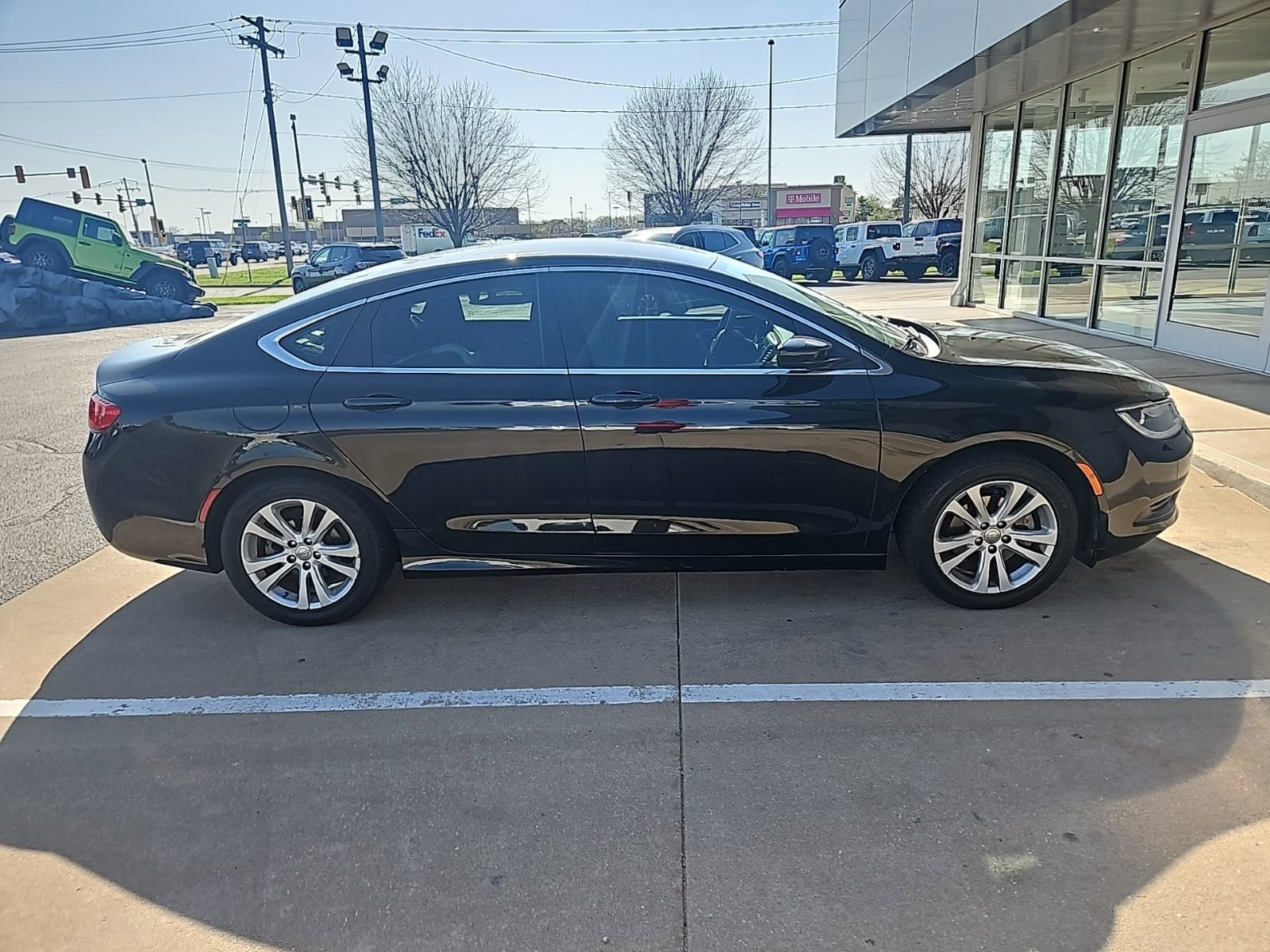2017 Chrysler 200 LX