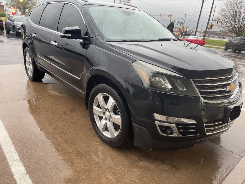 Used 2017 Chevrolet Traverse Premier SUV