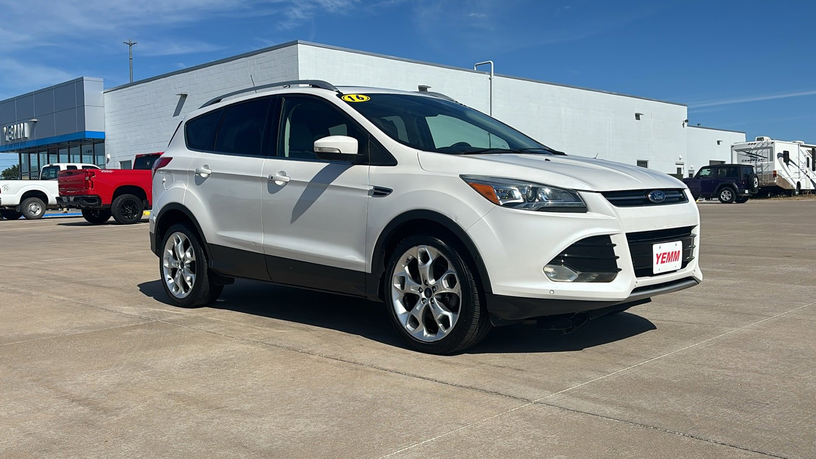 Used 2016 Ford Escape Titanium with VIN 1FMCU9JX1GUA19673 for sale in Galesburg, IL