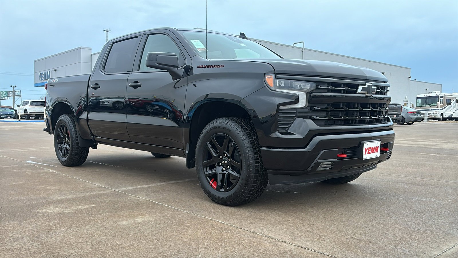 2026 Chevrolet Silverado 1500 RST photo 2