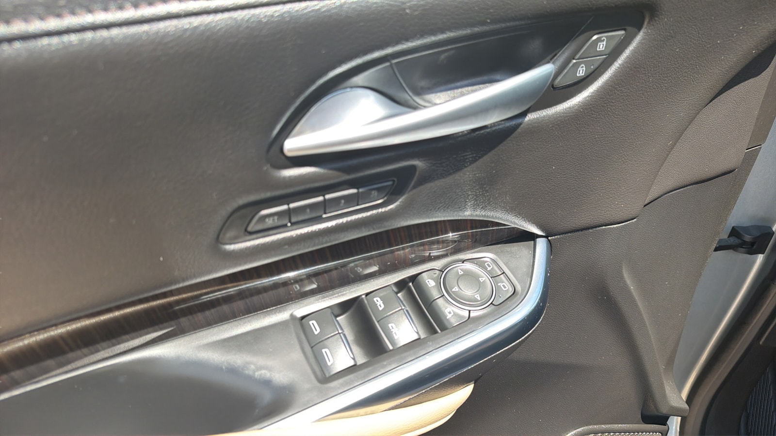 2024 Cadillac XT4 Premium Luxury - Photo 21