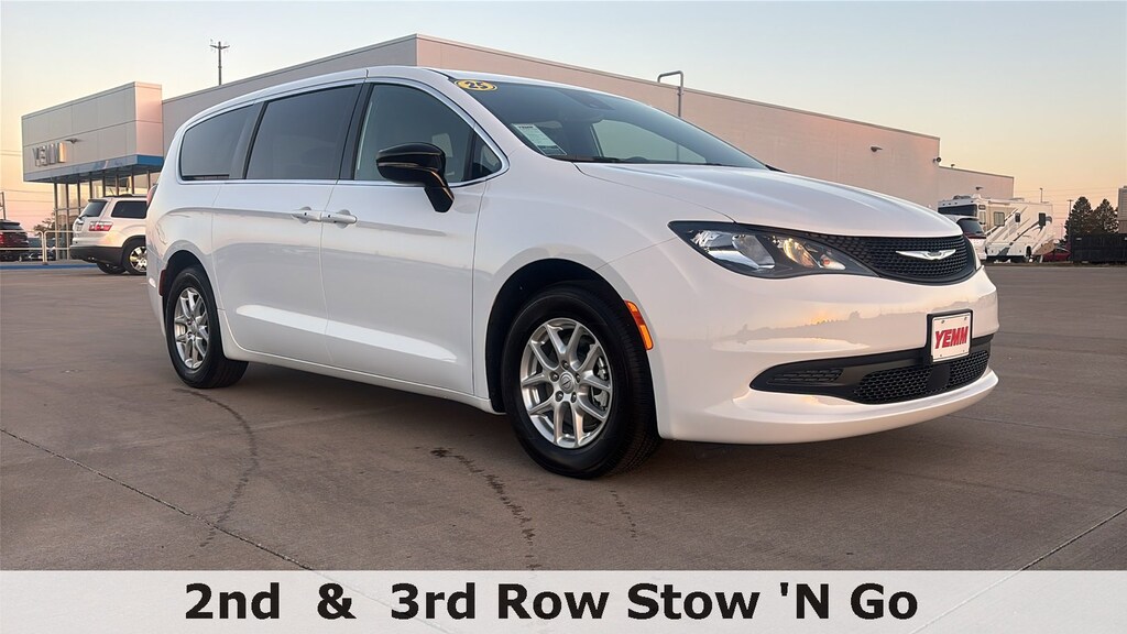 Used 2025 Chrysler Voyager LX Van Passenger Van