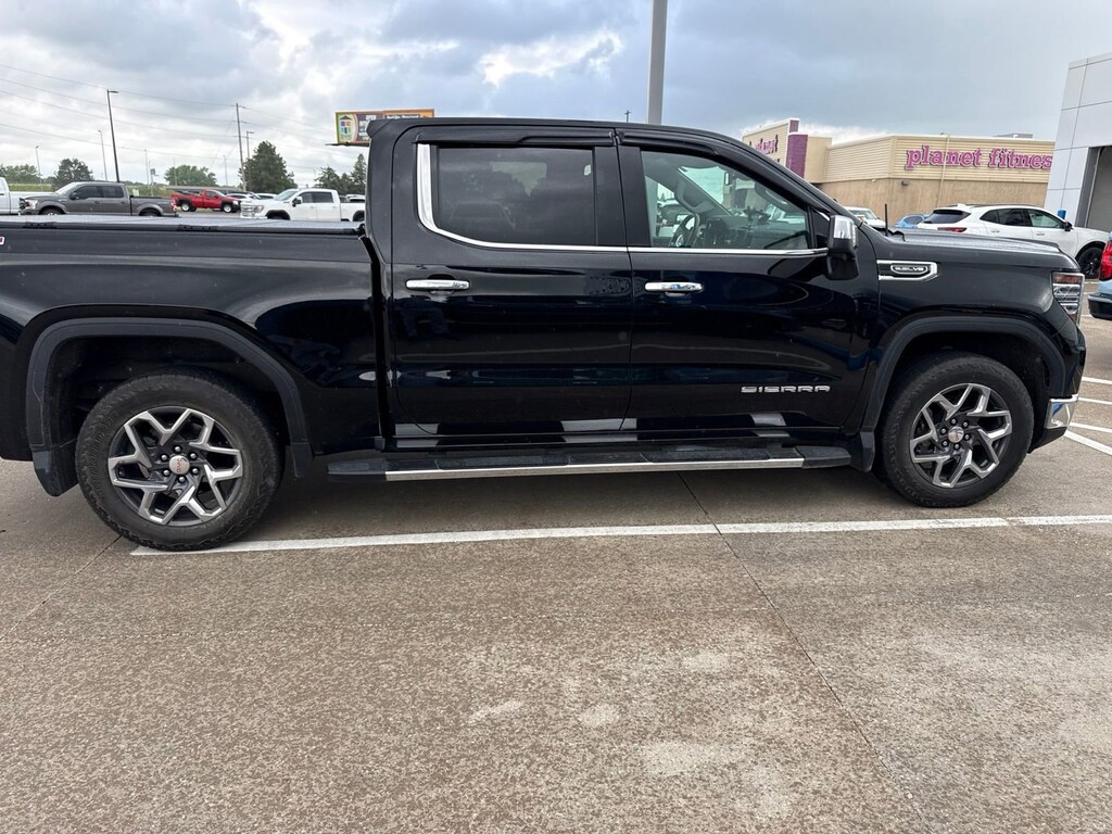 Used 2022 GMC Sierra 1500 SLT Truck Crew Cab
