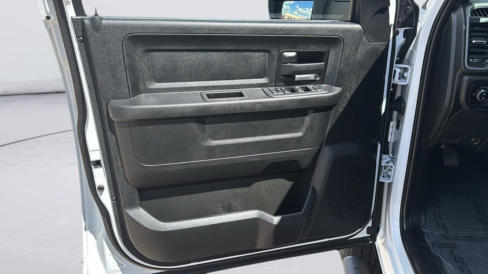 2025 RAM Ram 2500 Pickup Tradesman - Photo 22