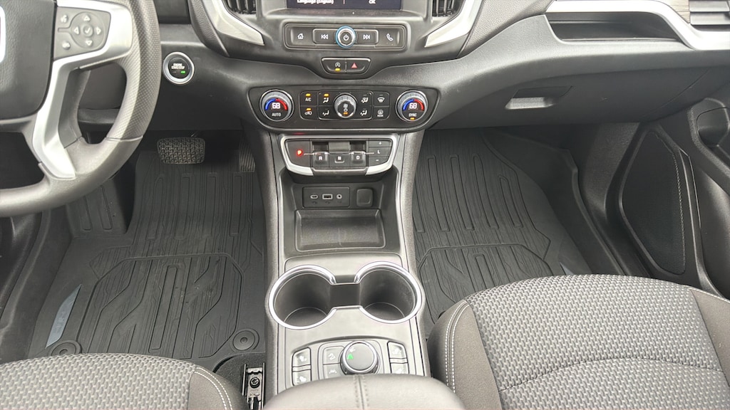 Used 2023 GMC Terrain SLE SUV