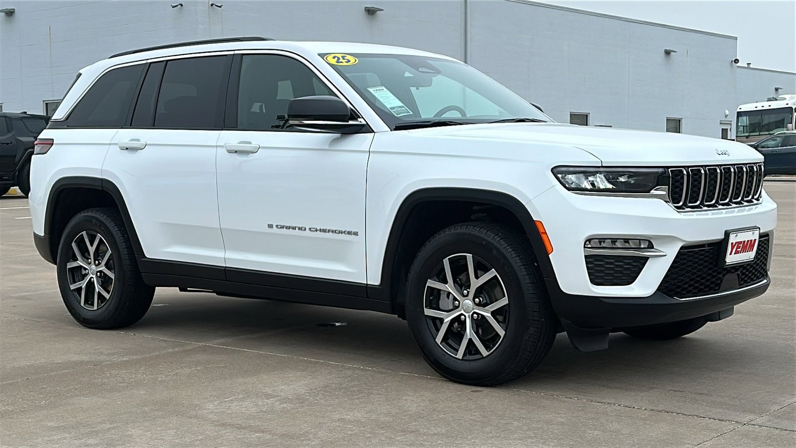 2025 Jeep Grand Cherokee Limited's photo