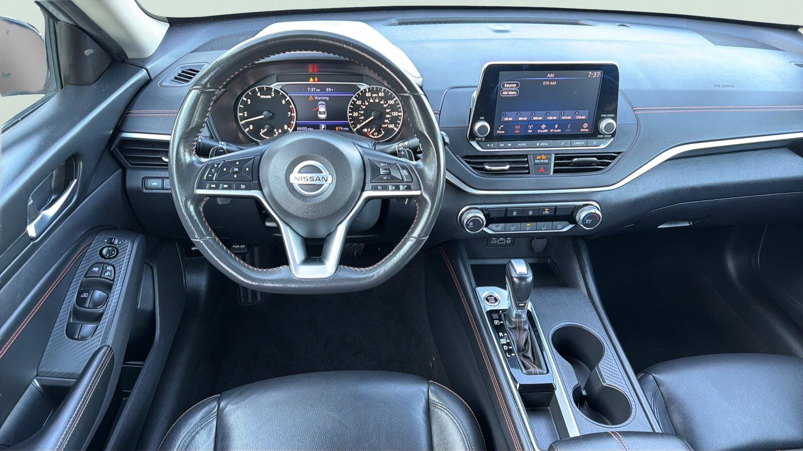 2022 Nissan Altima SR - Photo 16