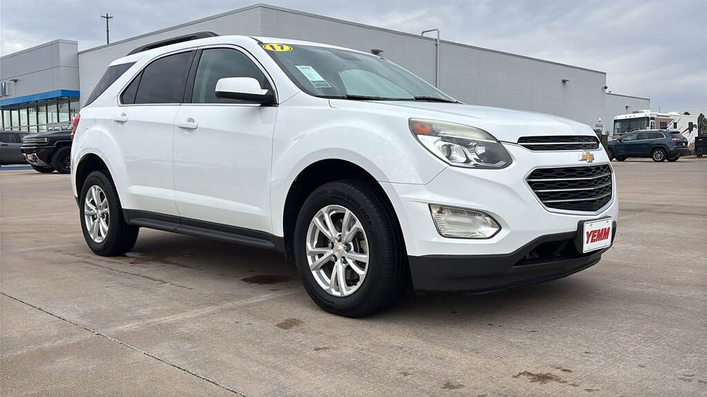 Used 2017 Chevrolet Equinox LT SUV