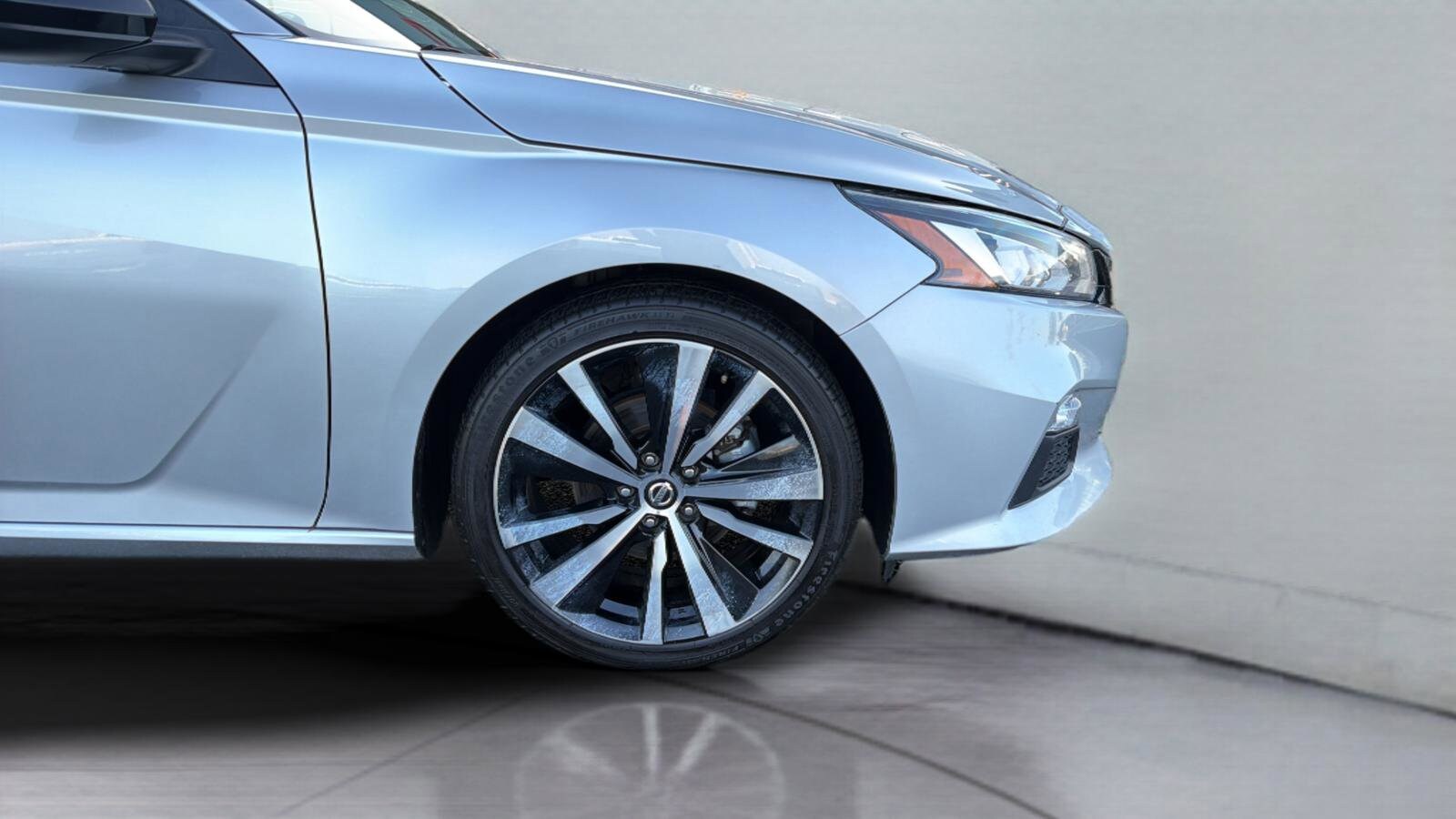 2022 Nissan Altima SR - Photo 14