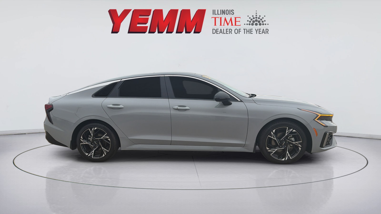 2025 Kia K5 GT-Line - Photo 8