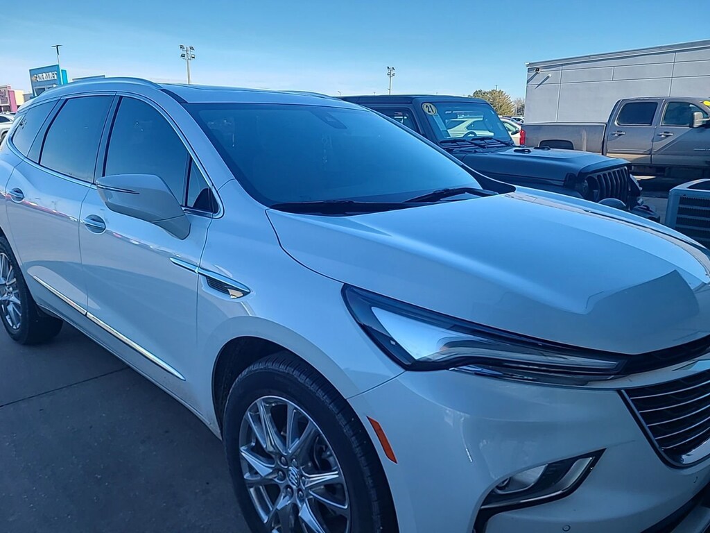 Used 2023 Buick Enclave Essence SUV