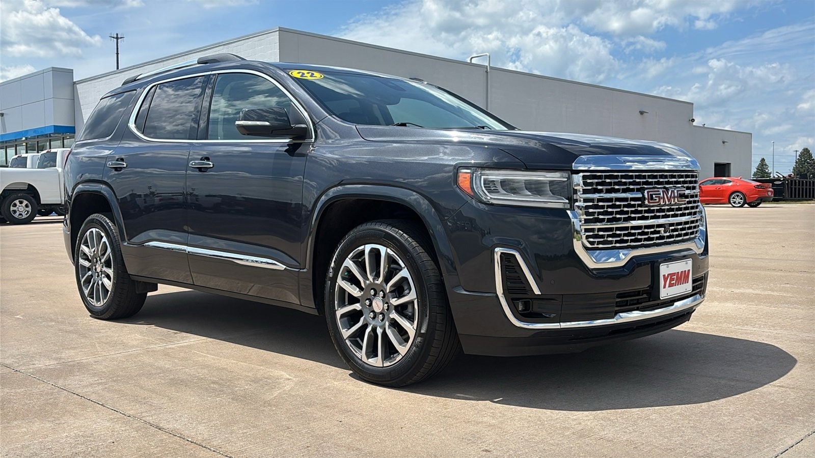 Certified 2022 GMC Acadia Denali with VIN 1GKKNXLS6NZ135216 for sale in Galesburg, IL