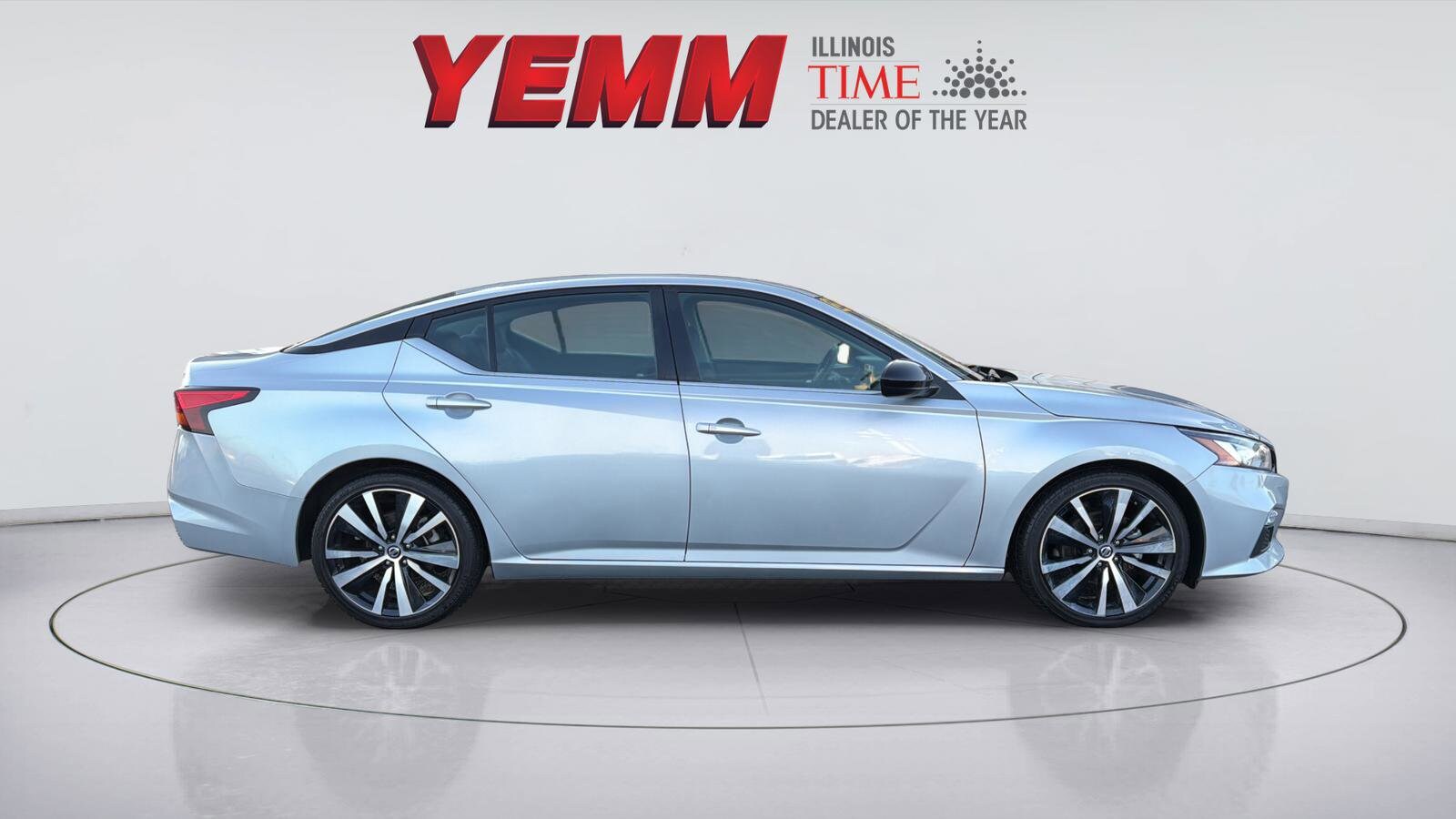 2022 Nissan Altima SR - Photo 13