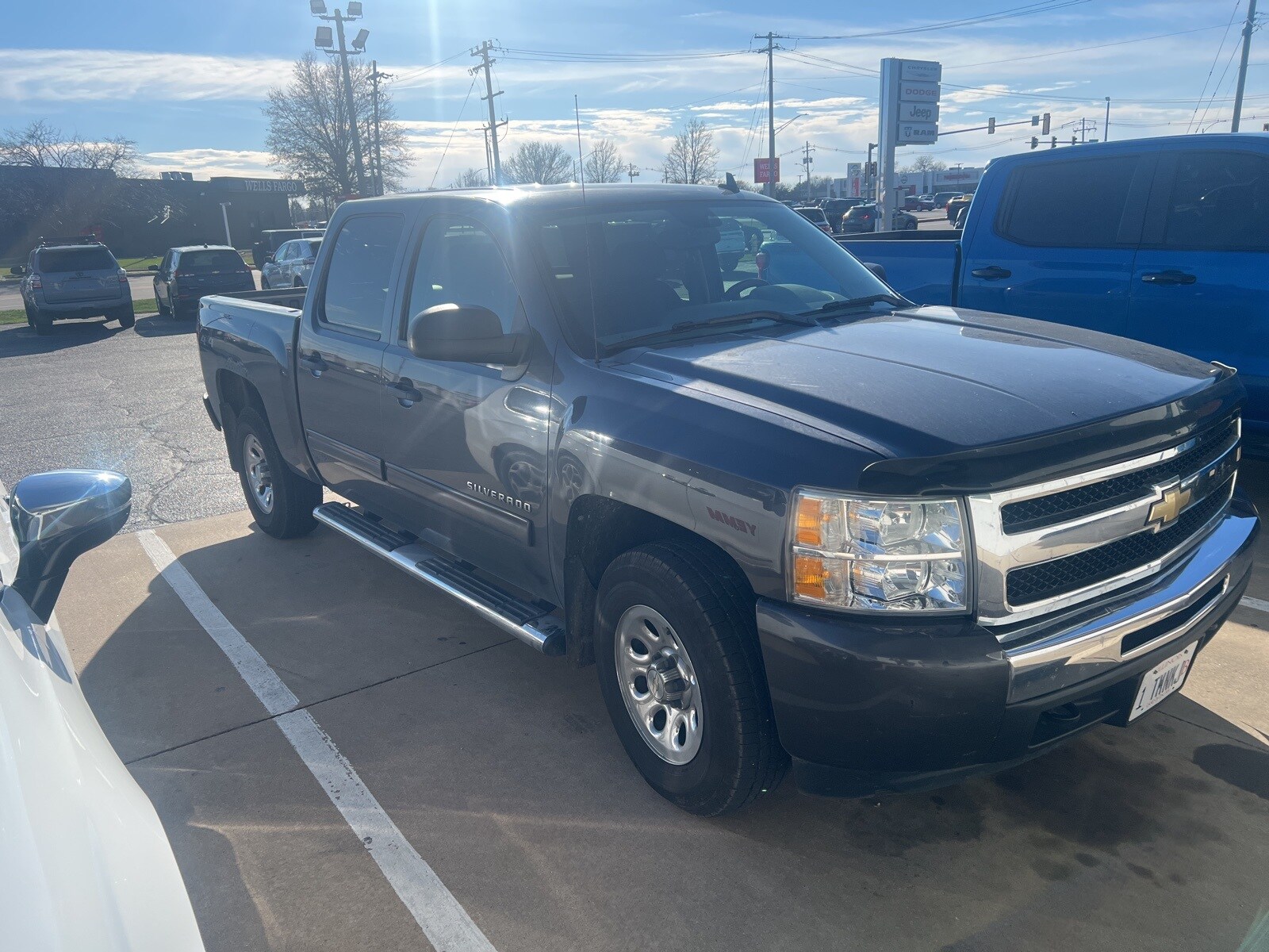 2011 Chevrolet Silverado 1500 LS photo 2